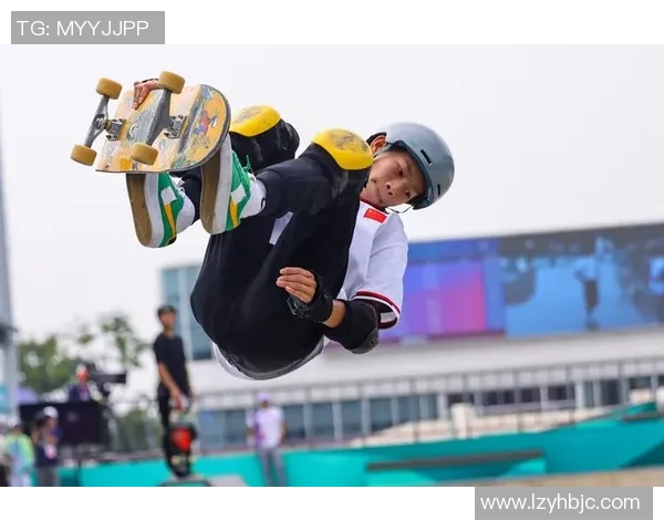 杭州滑板队的精神与文化探索：滑板运动在城市中的新生力量